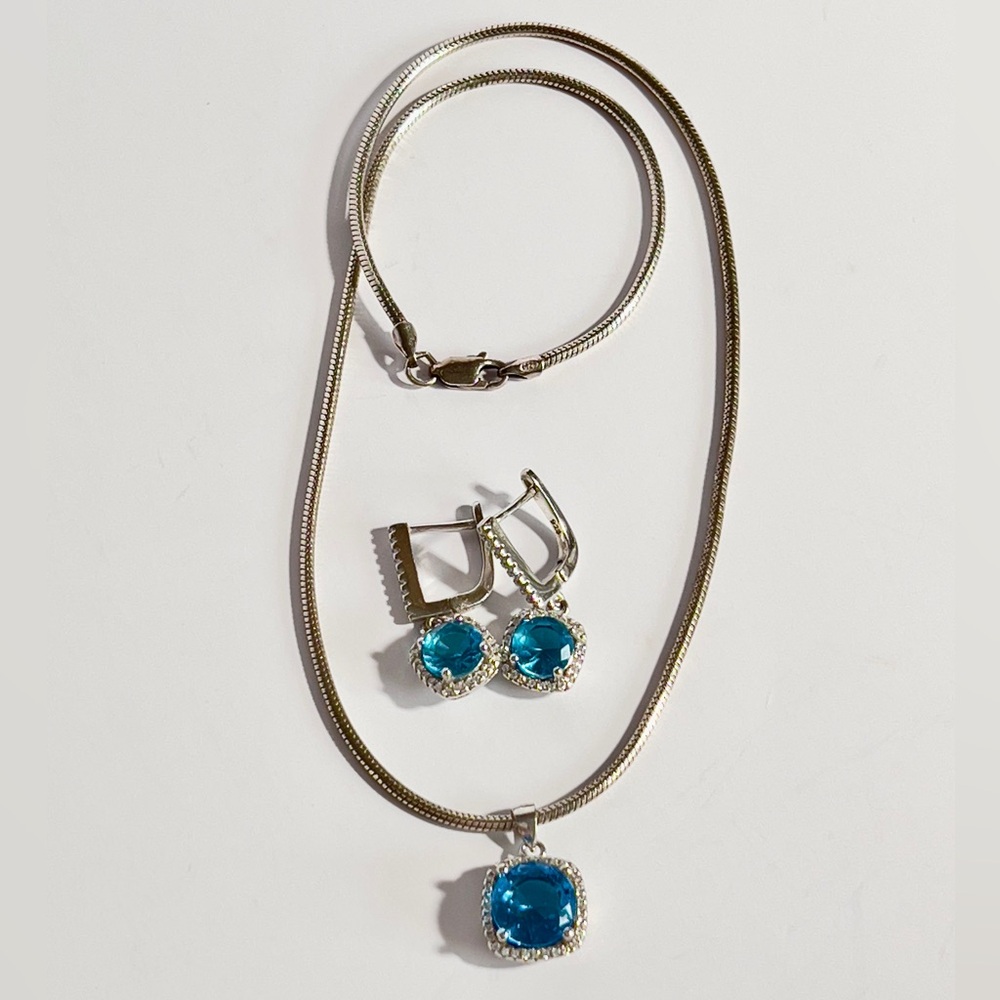 FINI Elegant 925 Silver and Blue Topaz White Zircon Jewelry Set